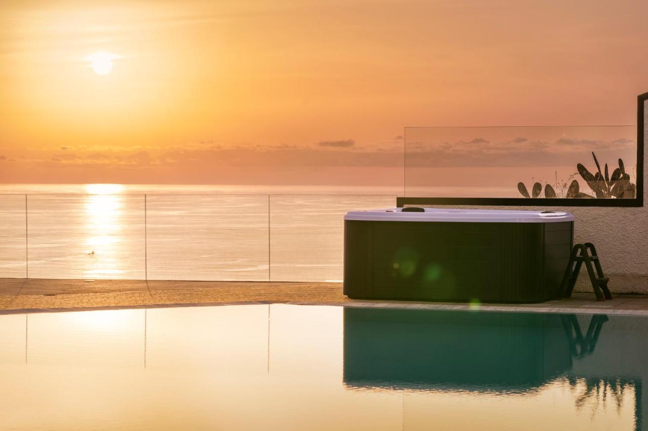 Sky Villa by Travel to Madeira Funchal  Exterior foto